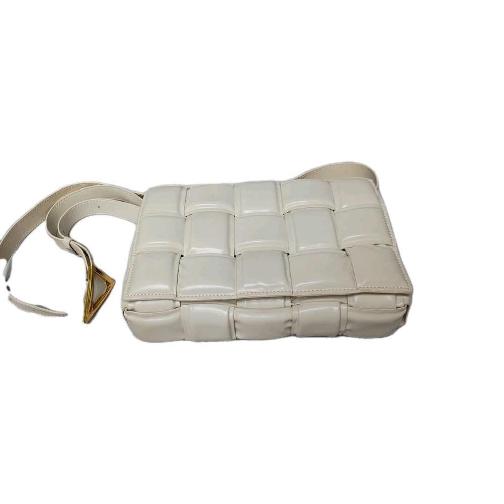 Unbranded Quilted Woven Cassette Shoulder Bag White Crossbody Gold Buckle Small